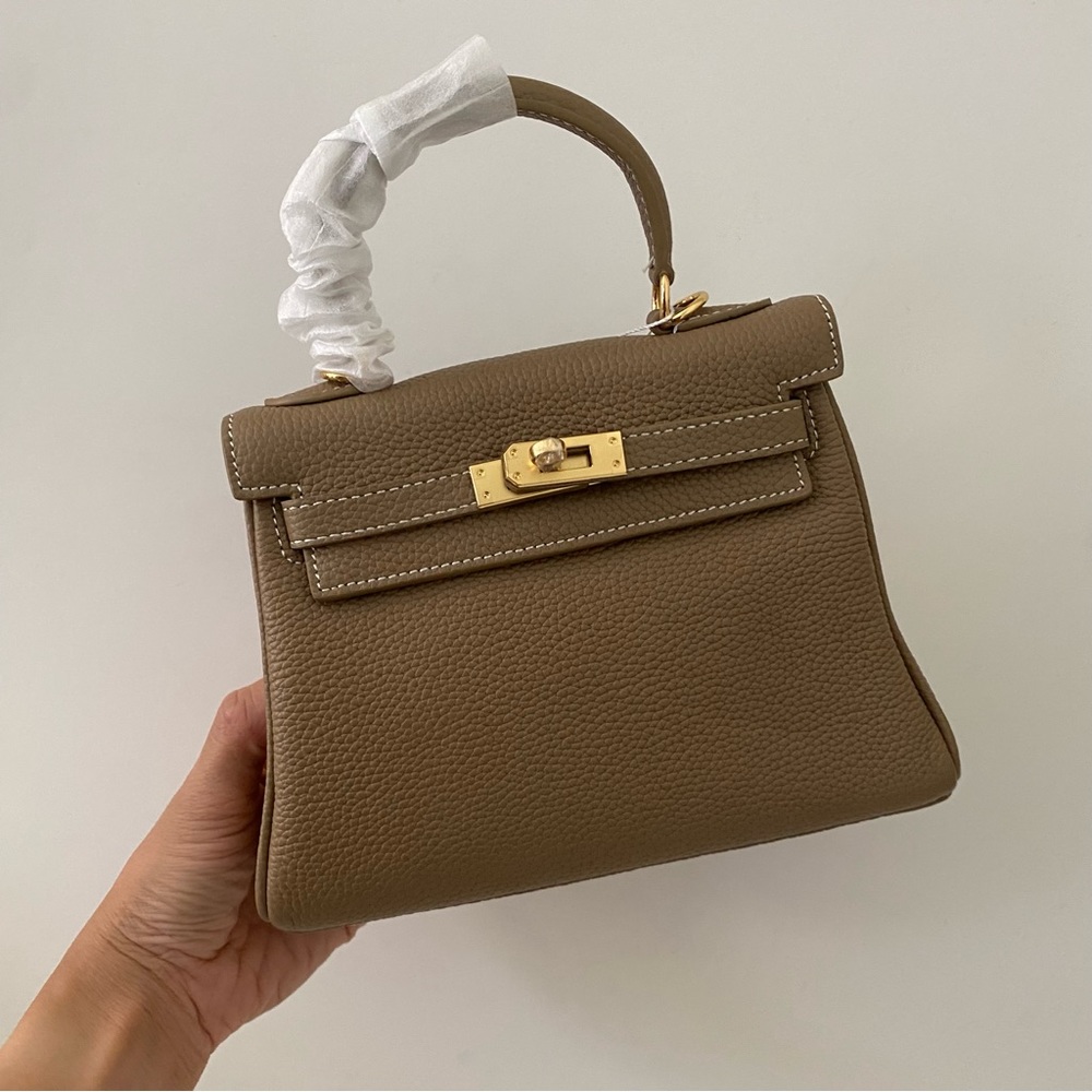 Dark Etoupe Taupe Mini 20 Pebble Leather Bag Crossbody Satchel Lock Key B9/B12